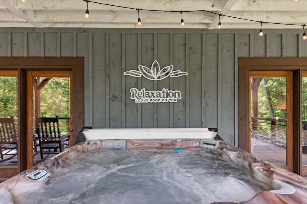 Blue Ridge, Georgia, 30513, United States, 3 Bedrooms Bedrooms, ,3 BathroomsBathrooms,Residential,Active,2044551