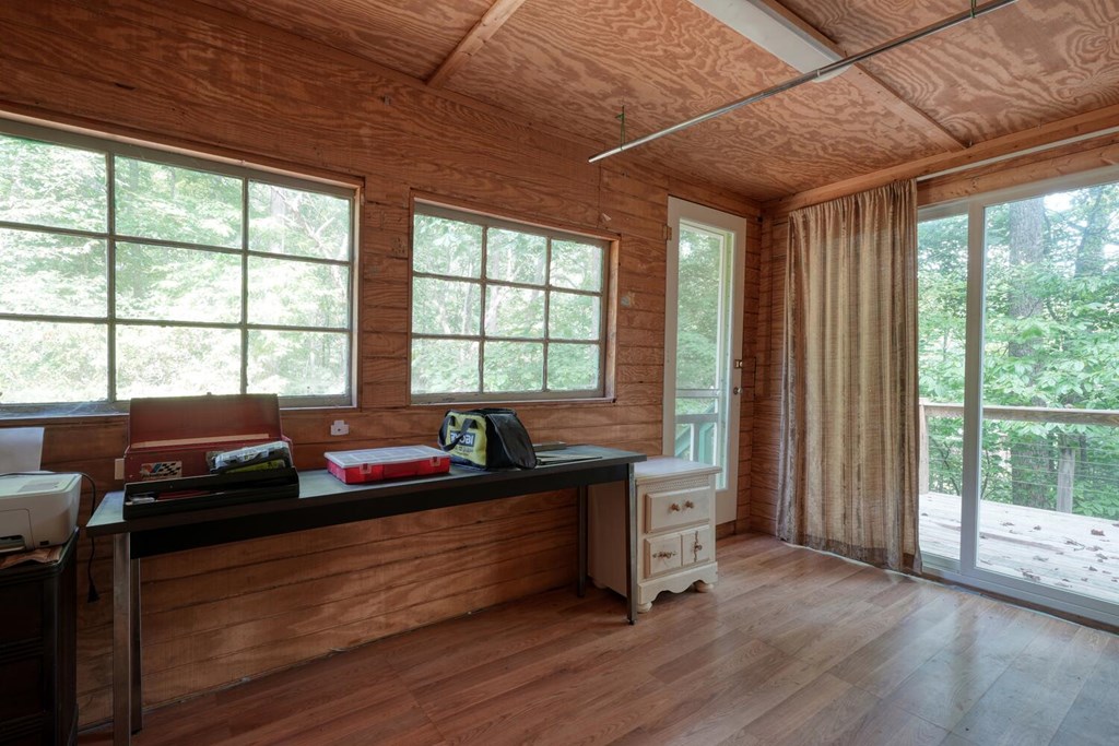 51 Cold Springs Road