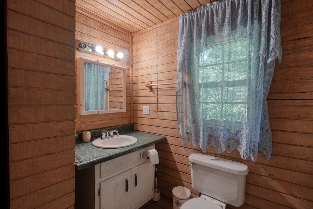 51 Cold Springs Road