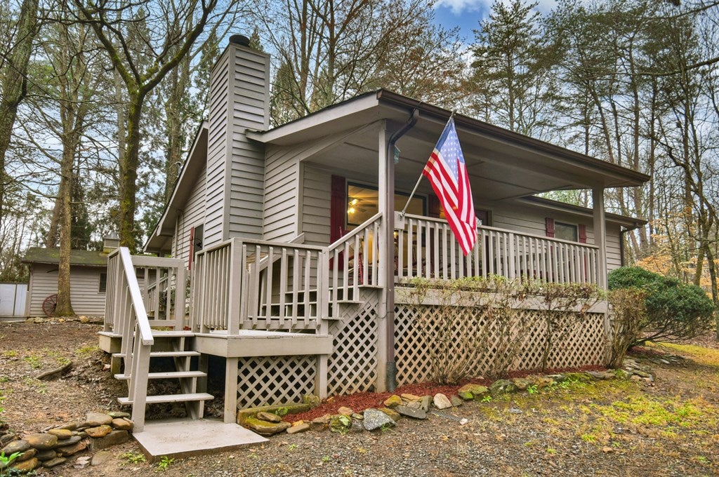 103 Pinecrest Drive