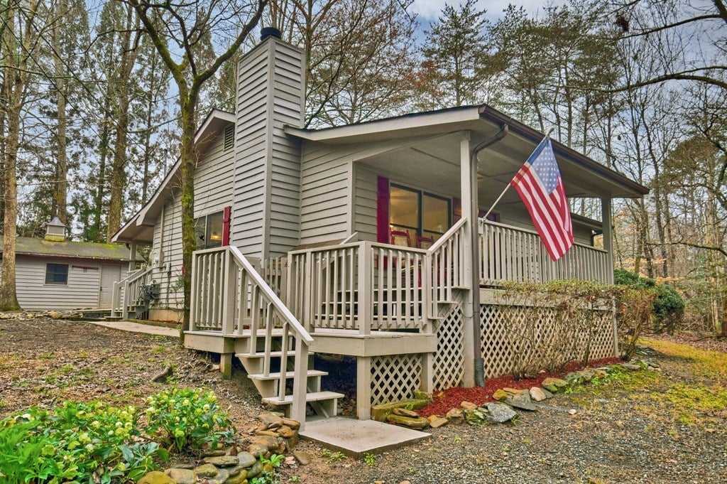 103 Pinecrest Drive