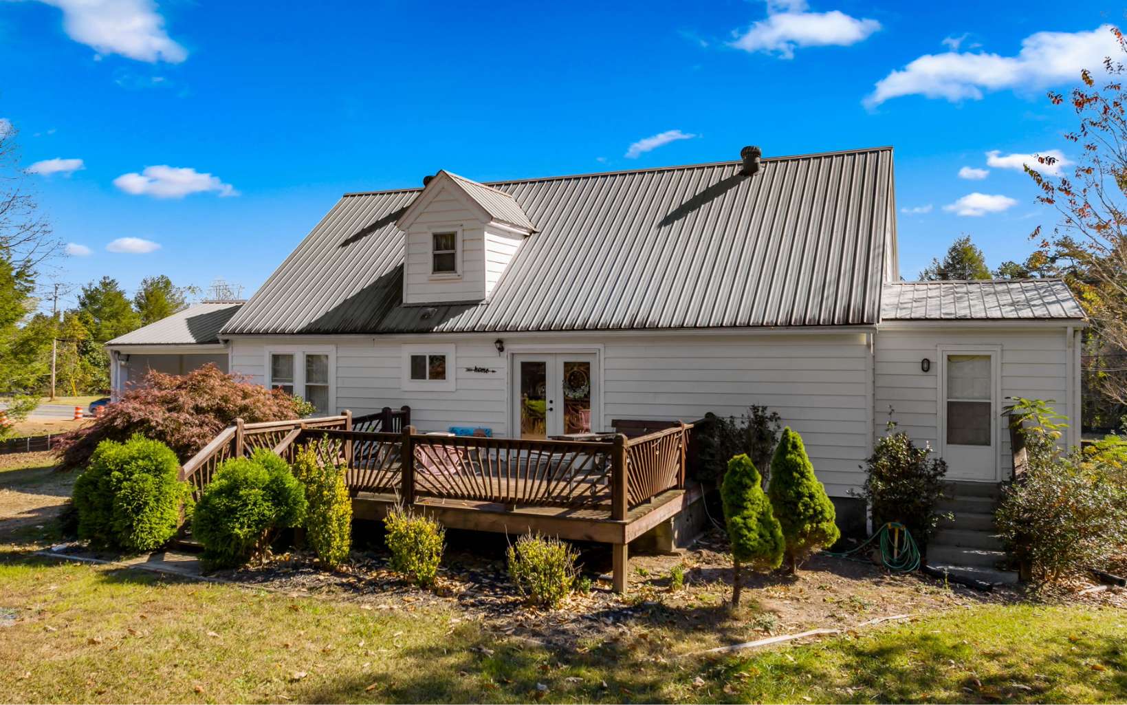 7 Old Flowers Road