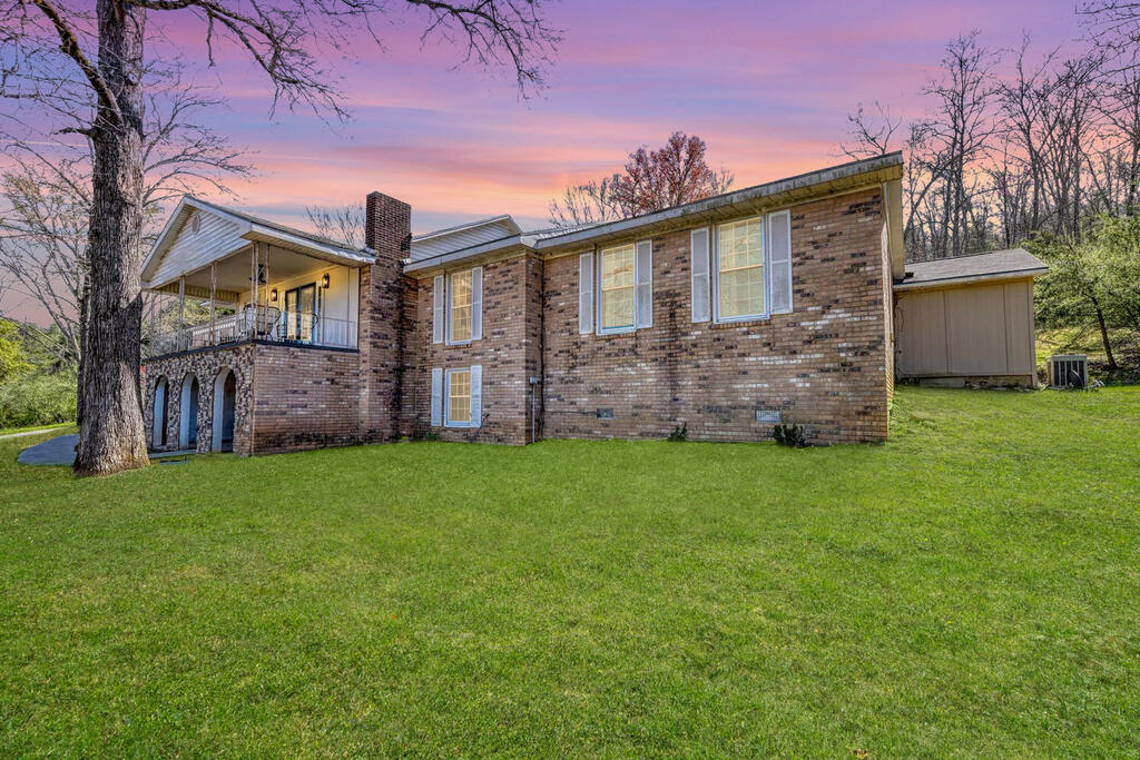 4868 Hwy 325