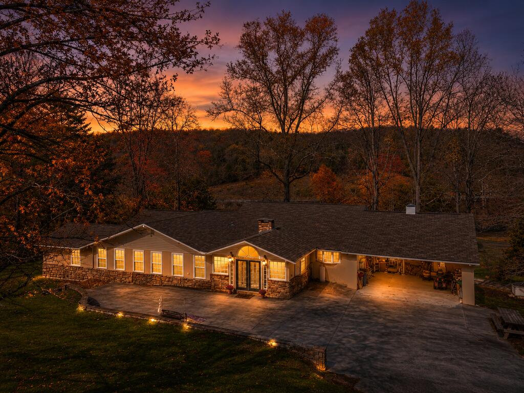 4868 Hwy 325