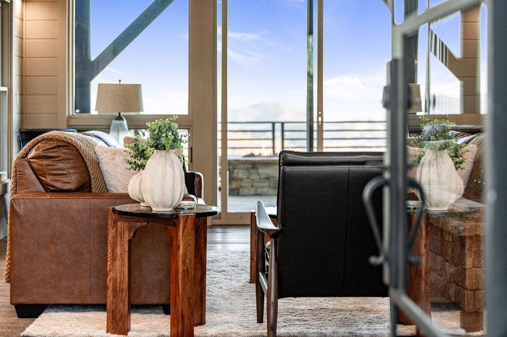 799 Bruce Mountain Road