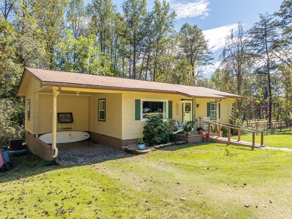 1813 John Smith Road E