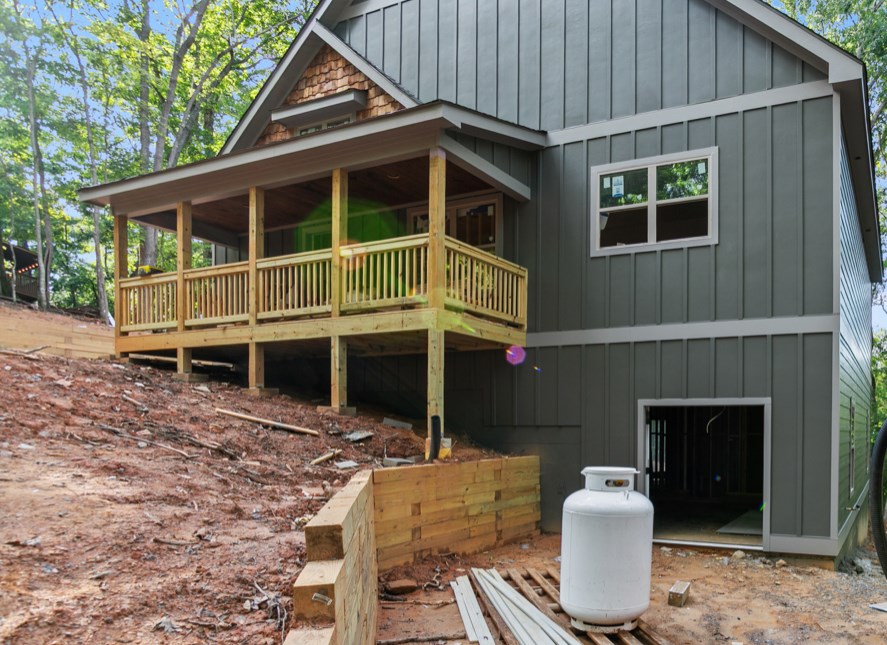 560 Gunite Circle