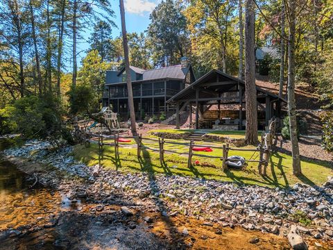 A home in Mccaysville