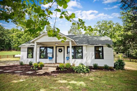 1281 Deaver Road Blairsville GA 30512