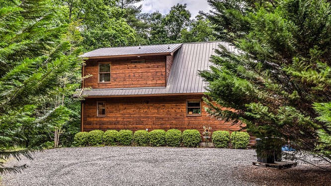 395 Mill Creek Acres