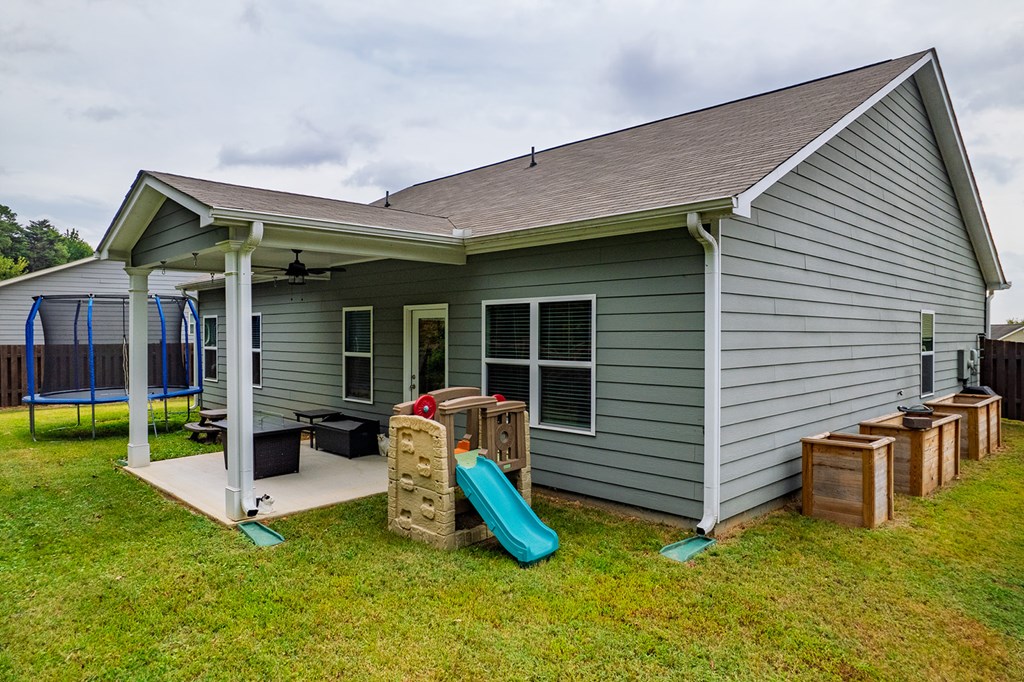 1411 NW Red Hill Drive