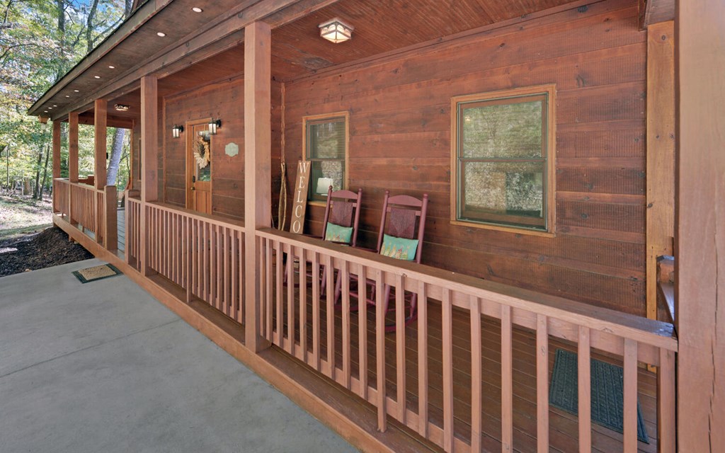 941 Centergate Drive