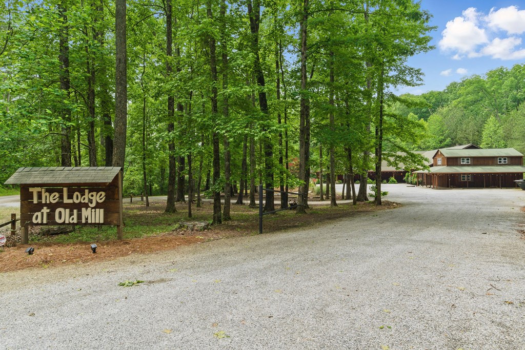 230 Old Mill White Road