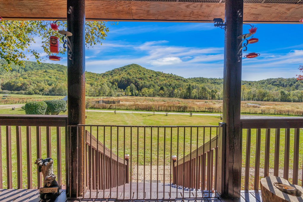 32 Mountain Meadows Drive