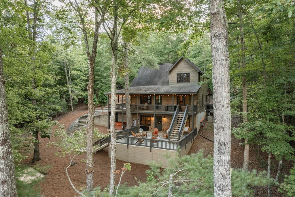 140 Black Oaks Road