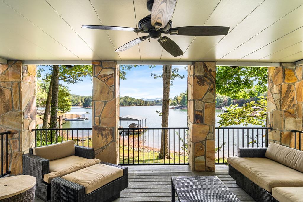 1370 Heathers Cove Circle