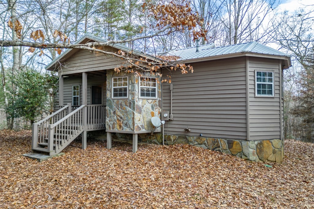256 Nantahala Pass Road