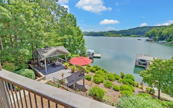 212 Windjammer Drive