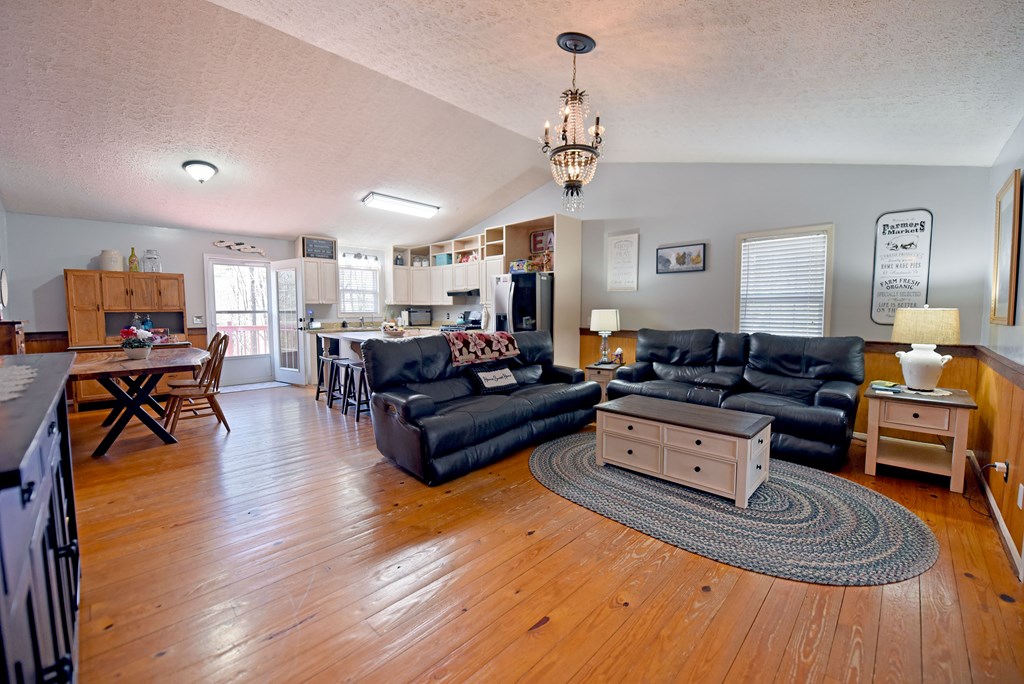 106 Opaque Way