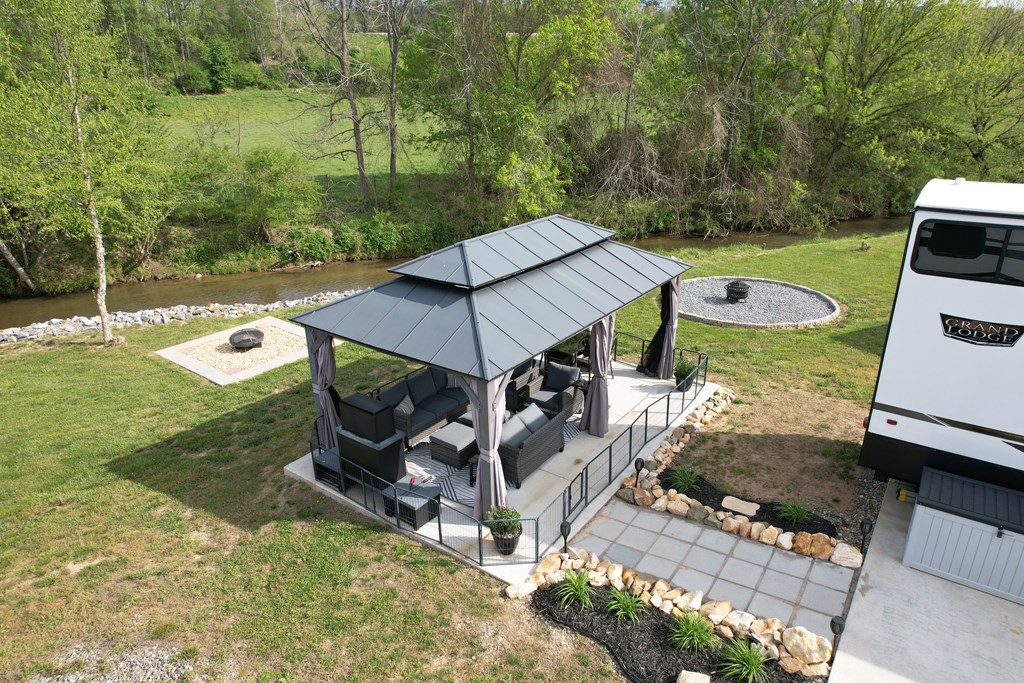 121 Mountain Meadows Drive