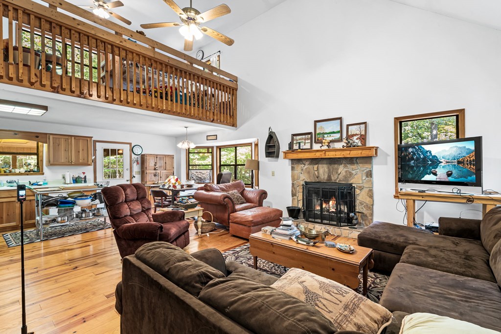 1628 Woods Valley Road