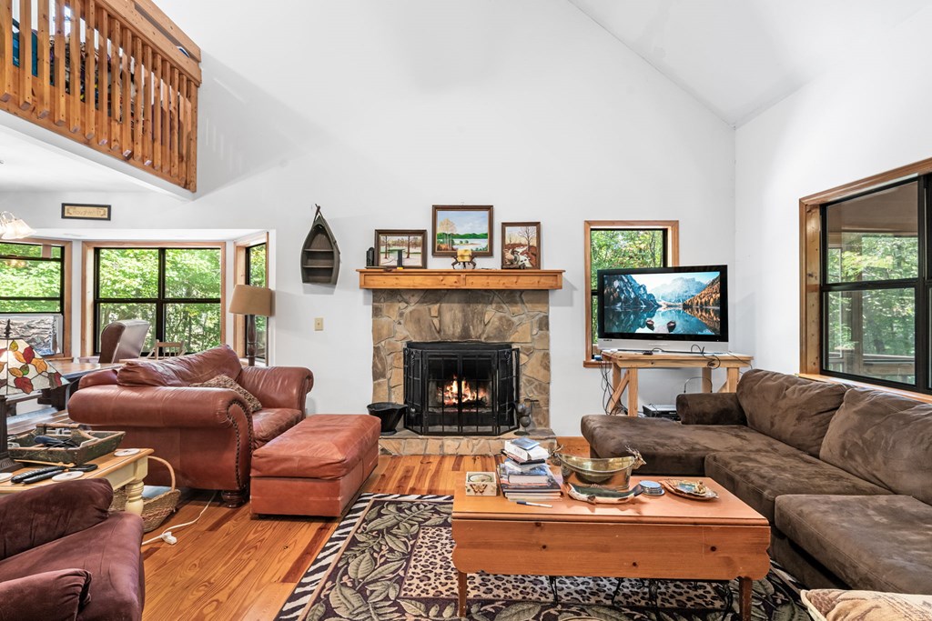 1628 Woods Valley Road