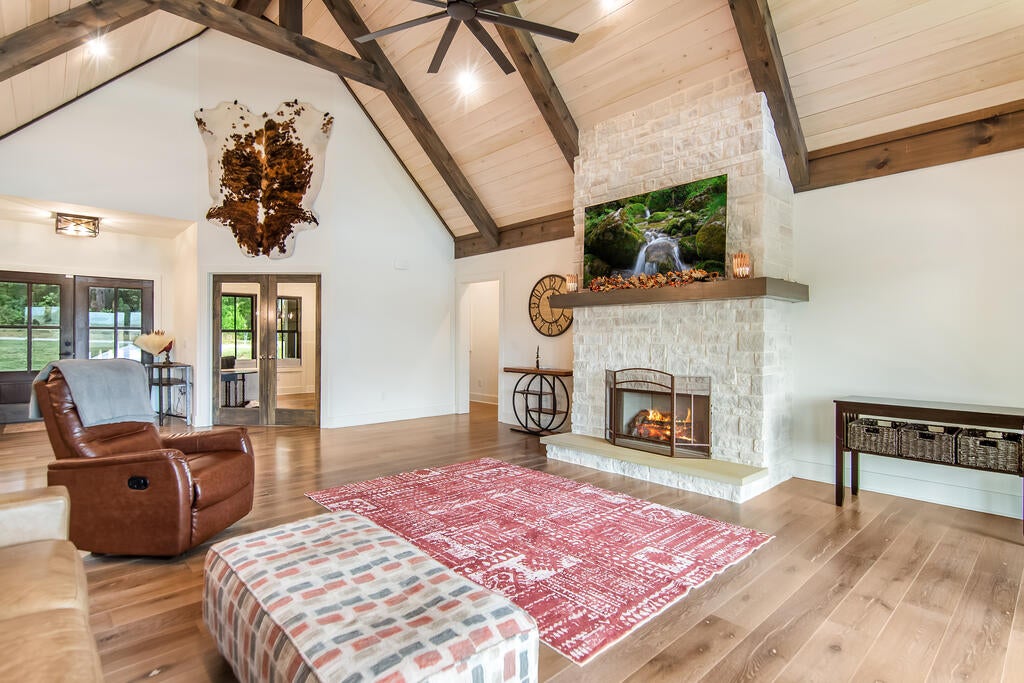 138 Clearview Lane