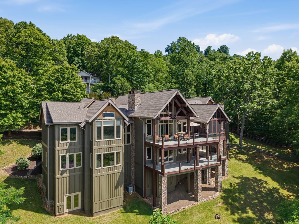 44 Eagles View Way