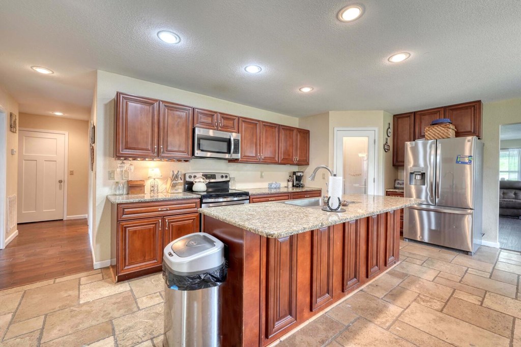 2636 Misty Creek Lane
