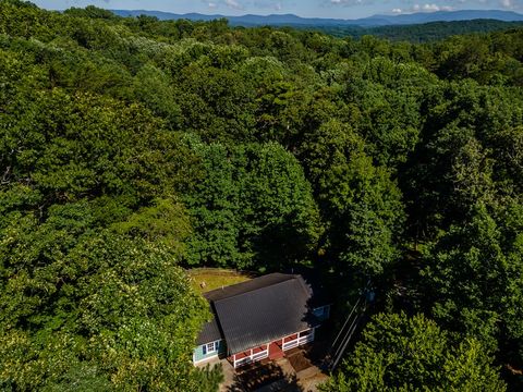 A home in Ellijay