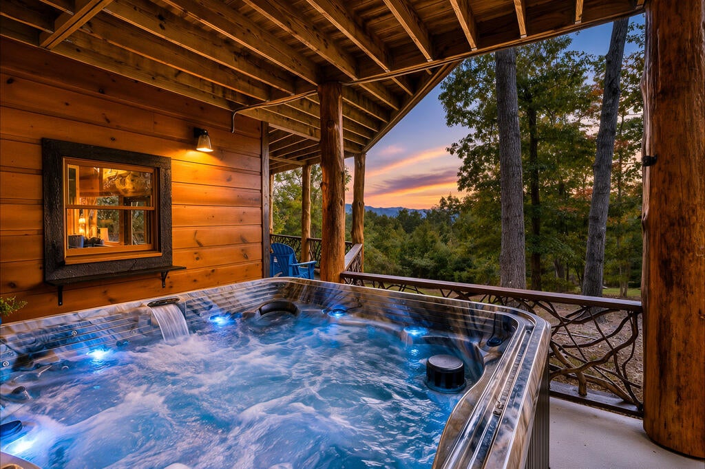 560 Endless View Road