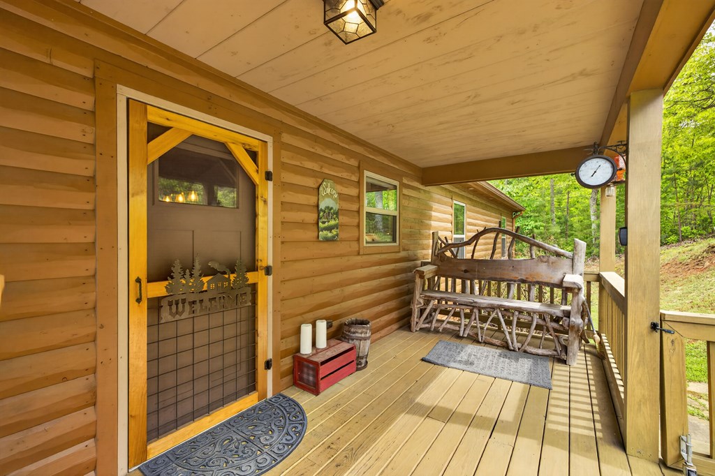 693 Knights Gap