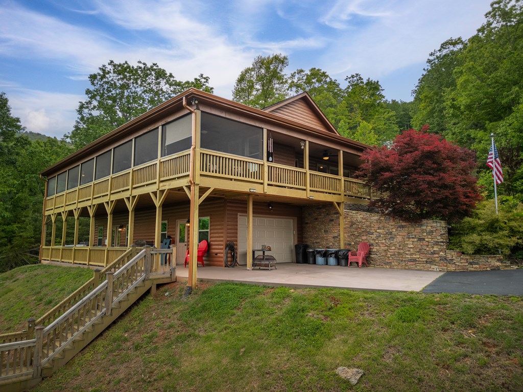 693 Knights Gap