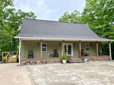 1803 Chatuge Hills Road Hiawassee GA 30546