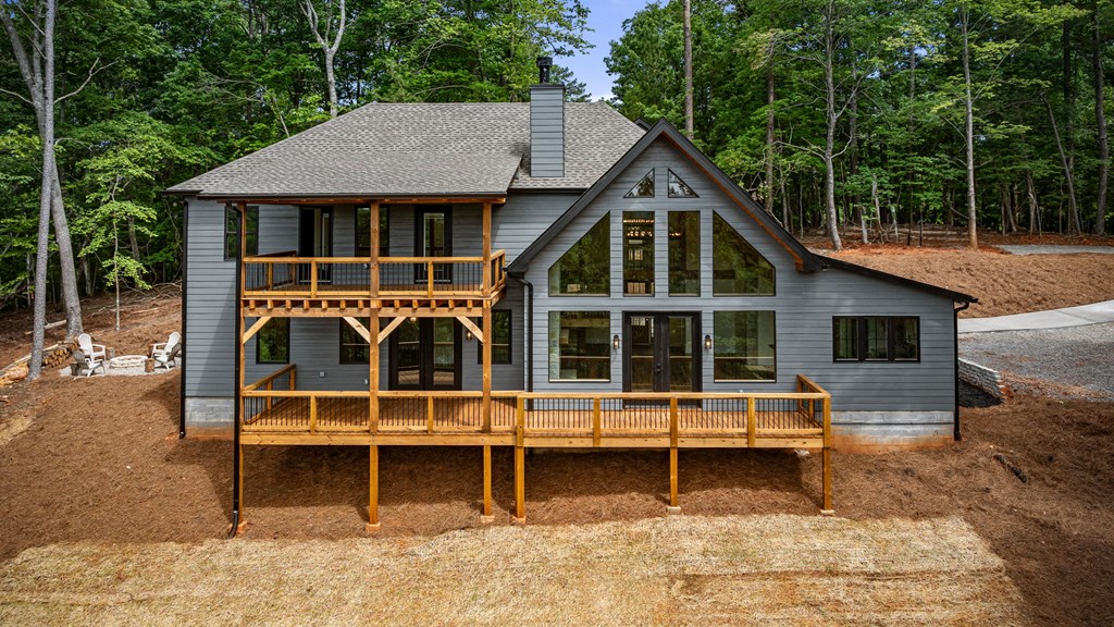 458 Palisade Drive