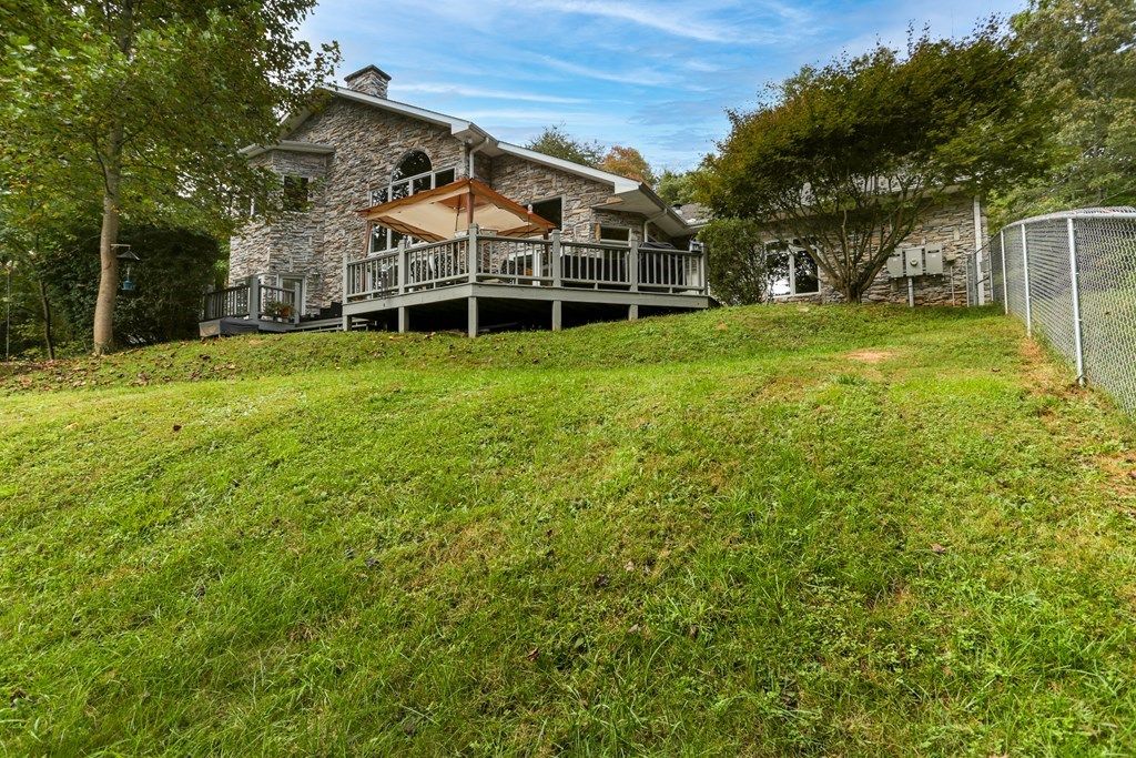 listing image 49