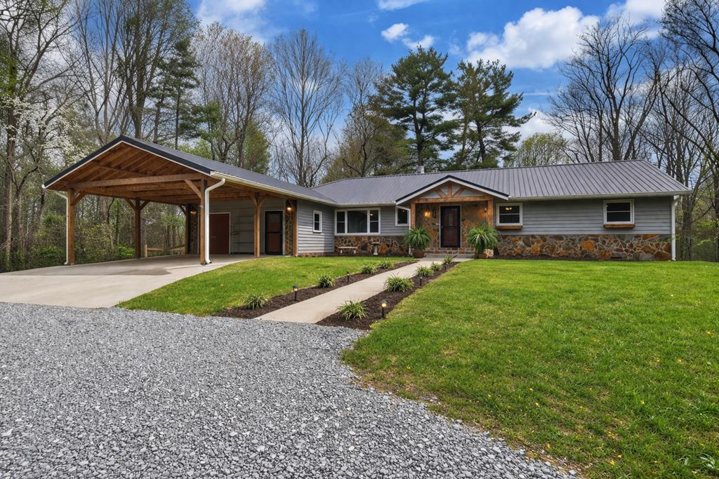 927 Hefner Lake Road