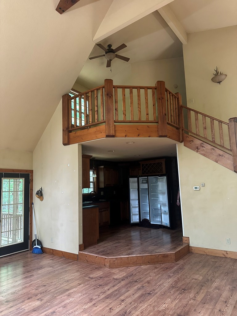 255 Raspberry Lane