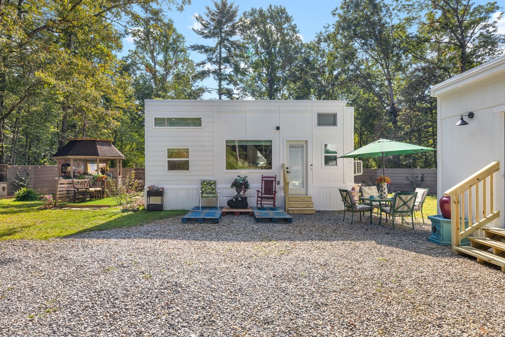 220 Mountain Laurel Drive