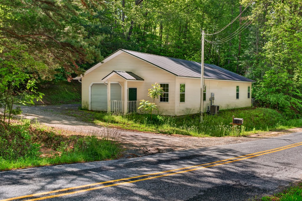 282 West Cherry