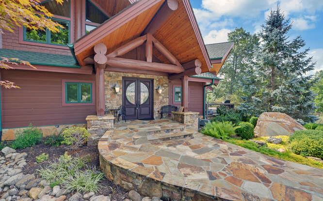 1664 Stonecrest Circle
