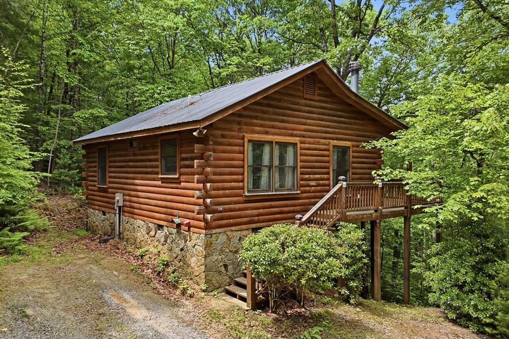 156 Dupont Drive