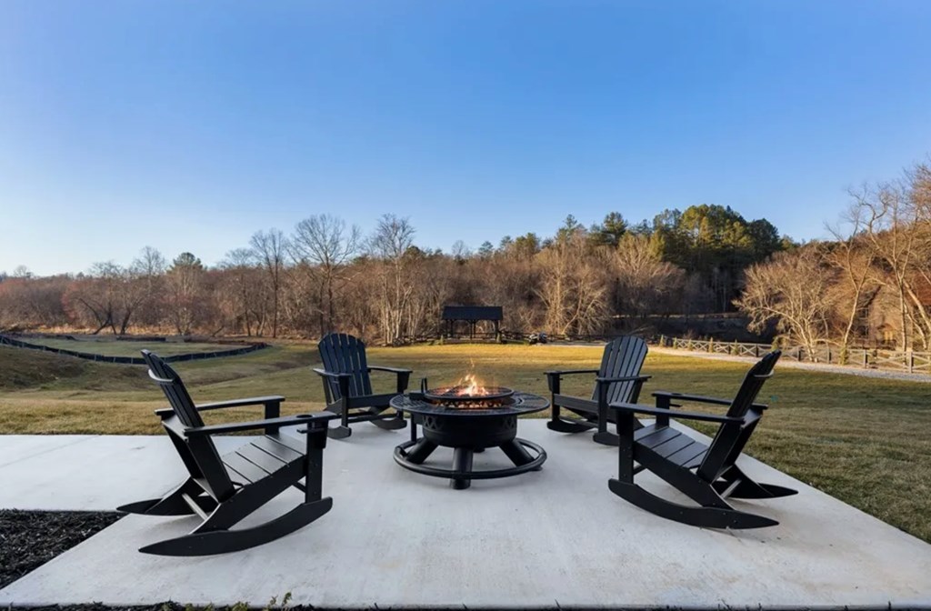 1801 Grassy Creek Road