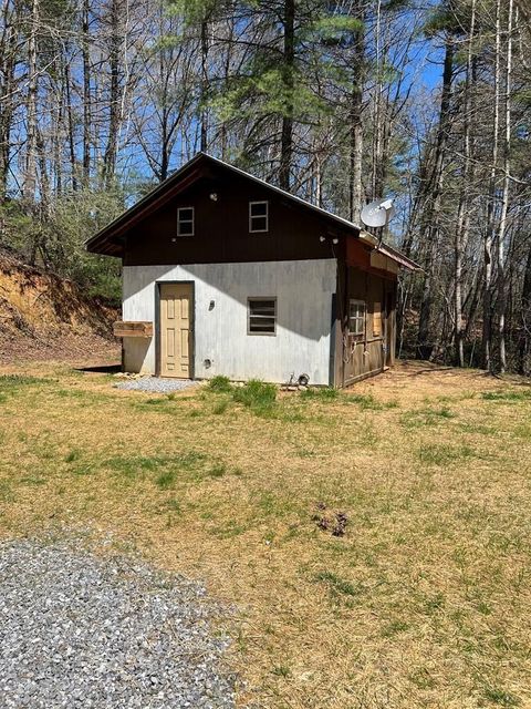 A home in Hayesville