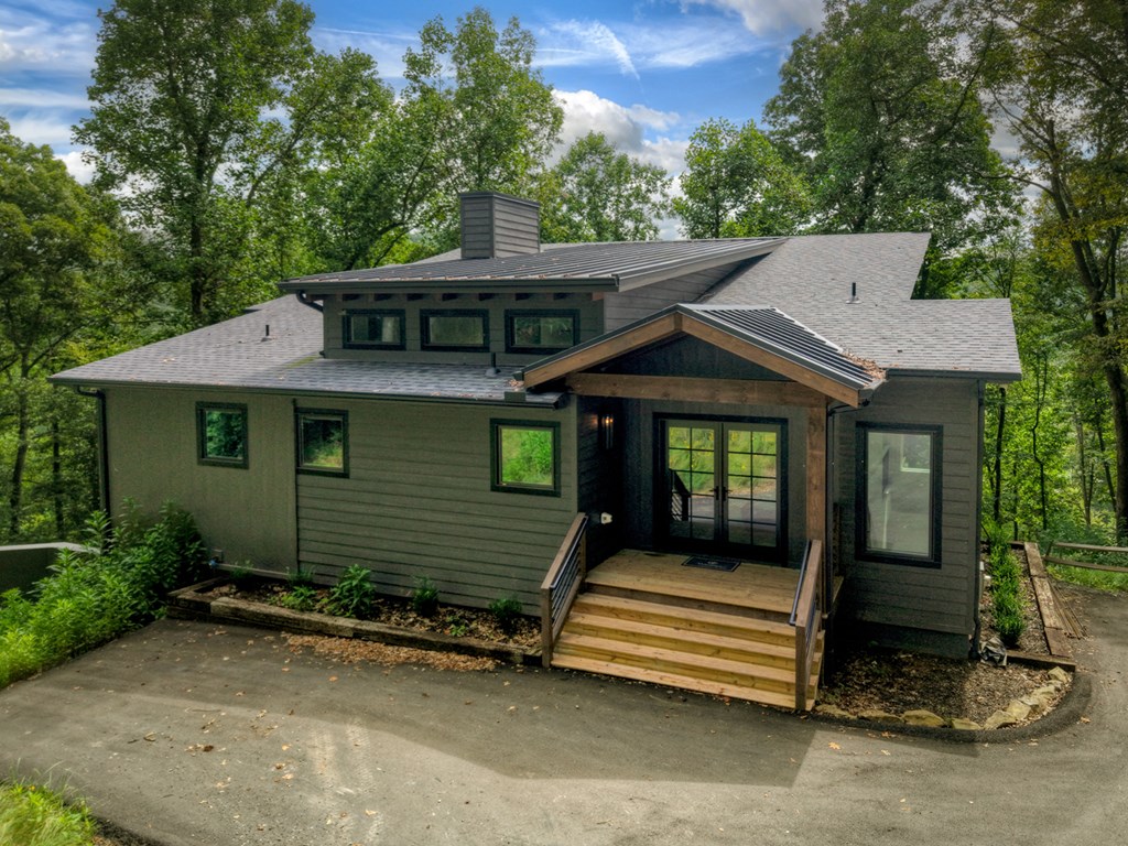 271 Toccoa Preserve Court