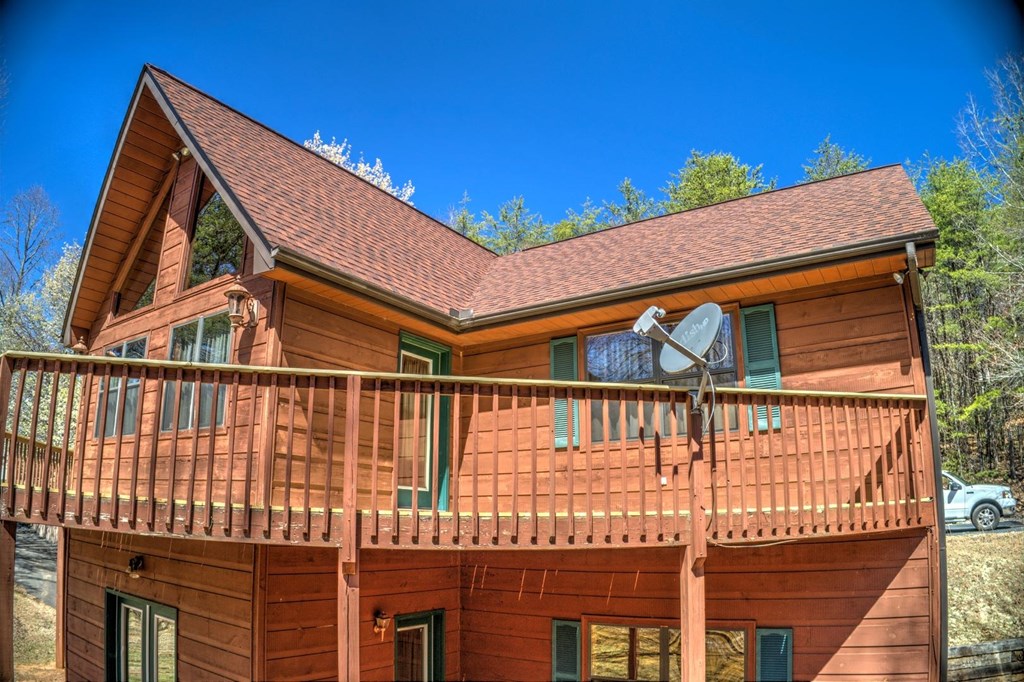 24 Rocky Top Heights Road