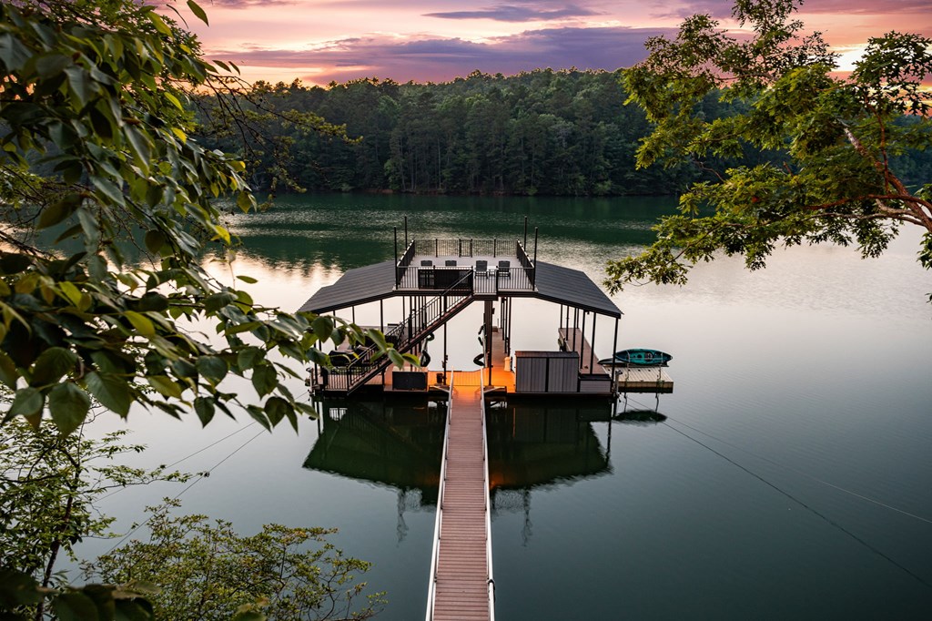 128 Overlake Court