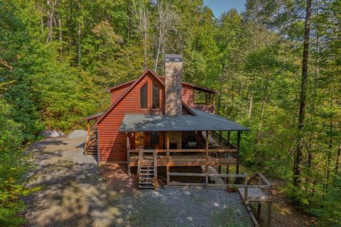 4527 Gates Chapel Road Ellijay GA 30540