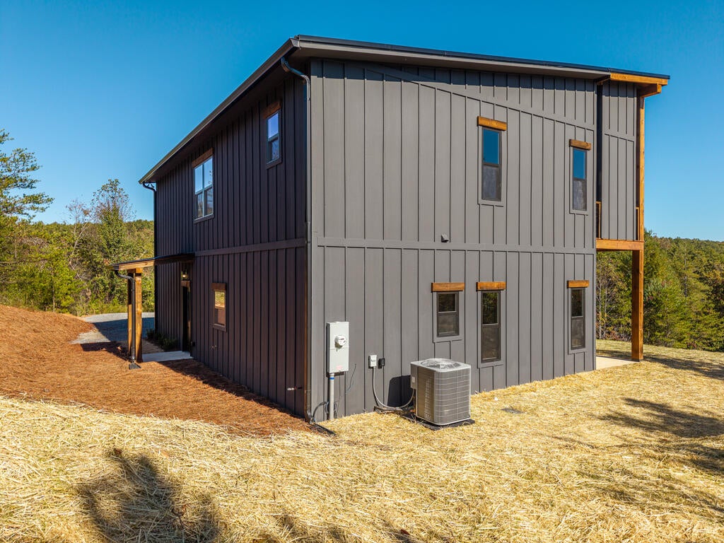 275 Blue Creek Road