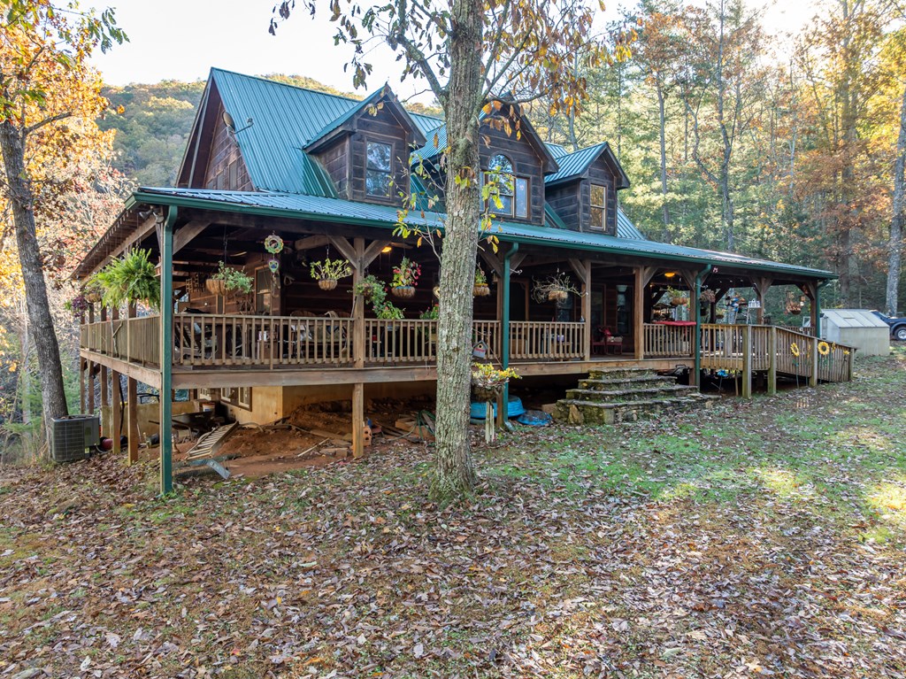 336 Old Skeenah Gap Rd, Suches, GA, 30572, USA, 2 Bedrooms Bedrooms, ,4 BathroomsBathrooms,Residential,Active,336 Old Skeenah Gap Rd,420480